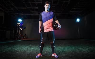 乐竞评论-索博斯洛伊反戈旧主